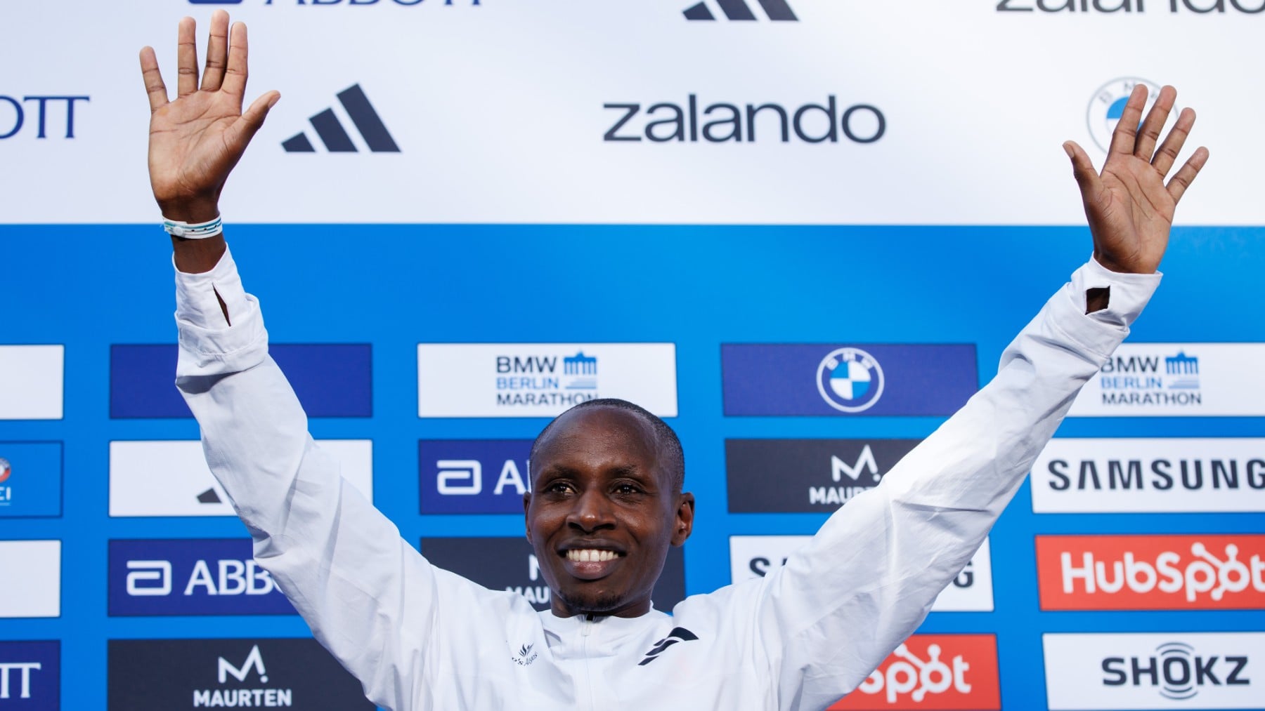 Historia de la maratón: ¡el keniano Sabastian Sawe baja de las dos horas en Londres!