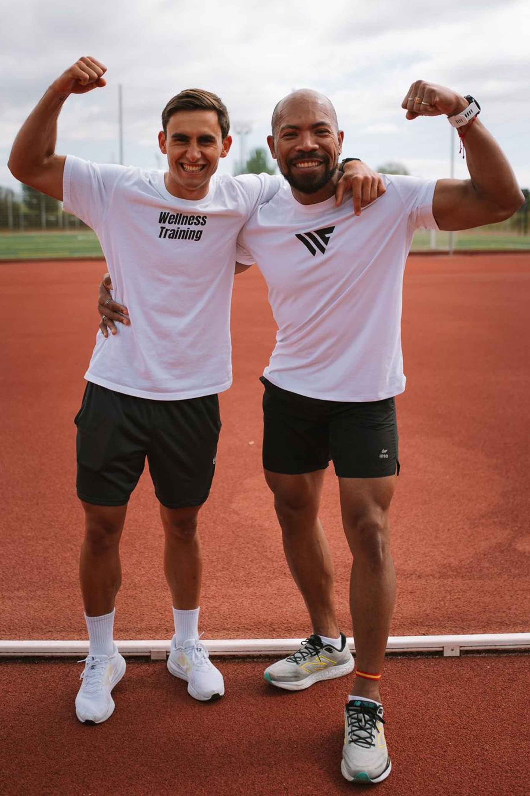 &Aacute;lvaro Ruiz-Mateos Figueroa junto a uno de sus entrenadores. (Foto: RRSS)