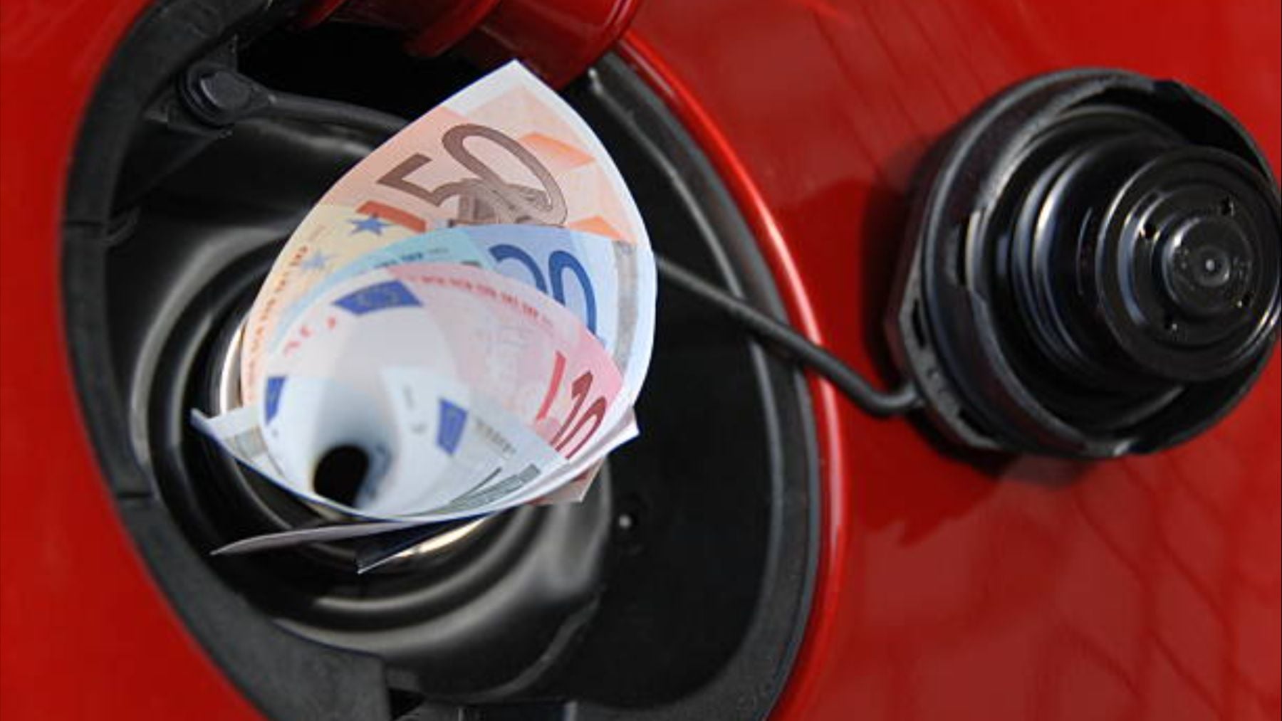 Precio de la gasolina hoy 28 de abril: localiza las gasolineras más baratas de Sevilla, Cádiz y otras ciudades de Andalucía