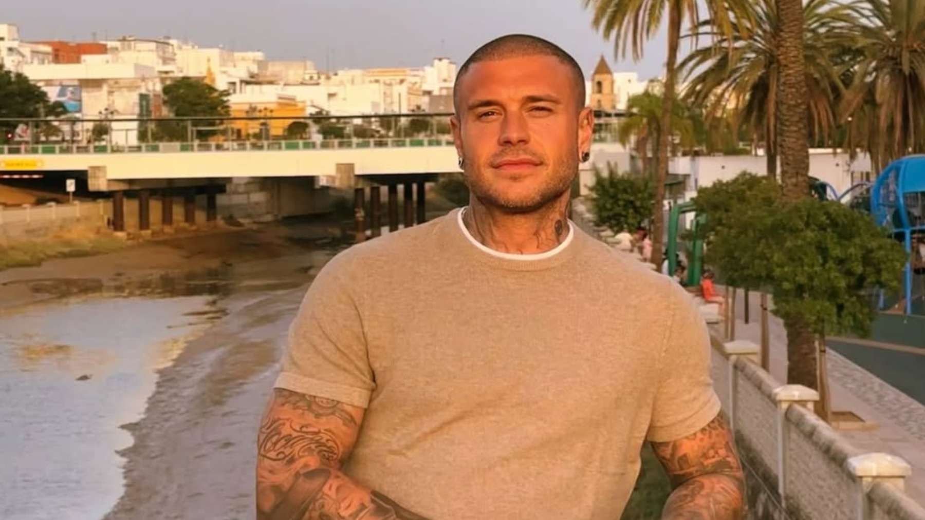 El desesperado movimiento de Adrián Rodríguez en su momento más delicado: pide dinero a actores e influencers