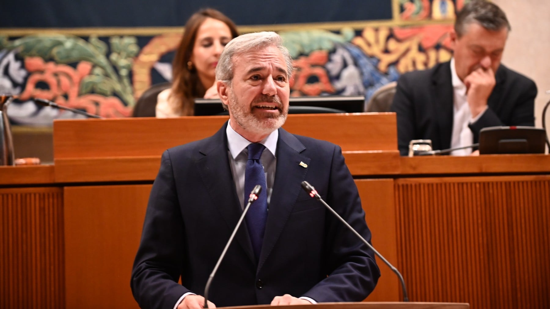 Azcón defiende la prioridad nacional: Una asignación justa de los recursos públicos basada en un arraigo real