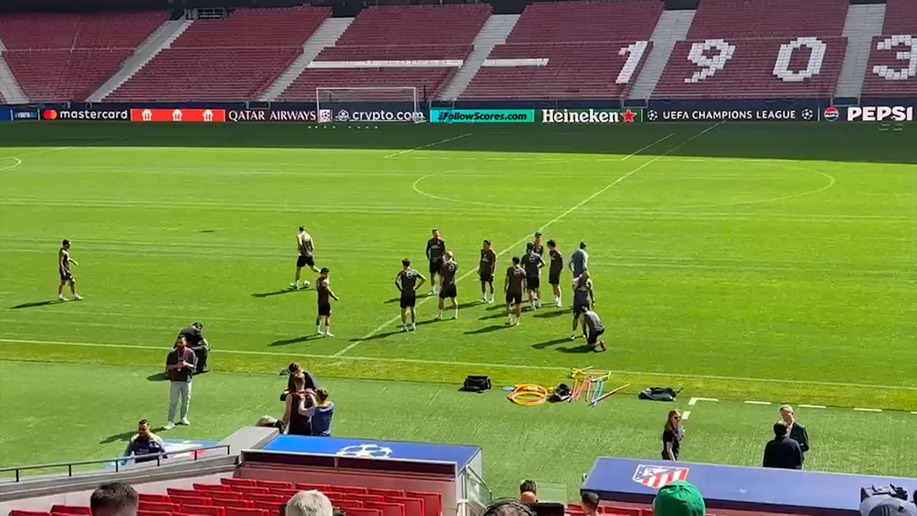 El césped del Metropolitano vuelve a estar en perfectas condiciones a pesar de las quejas desde Inglaterra