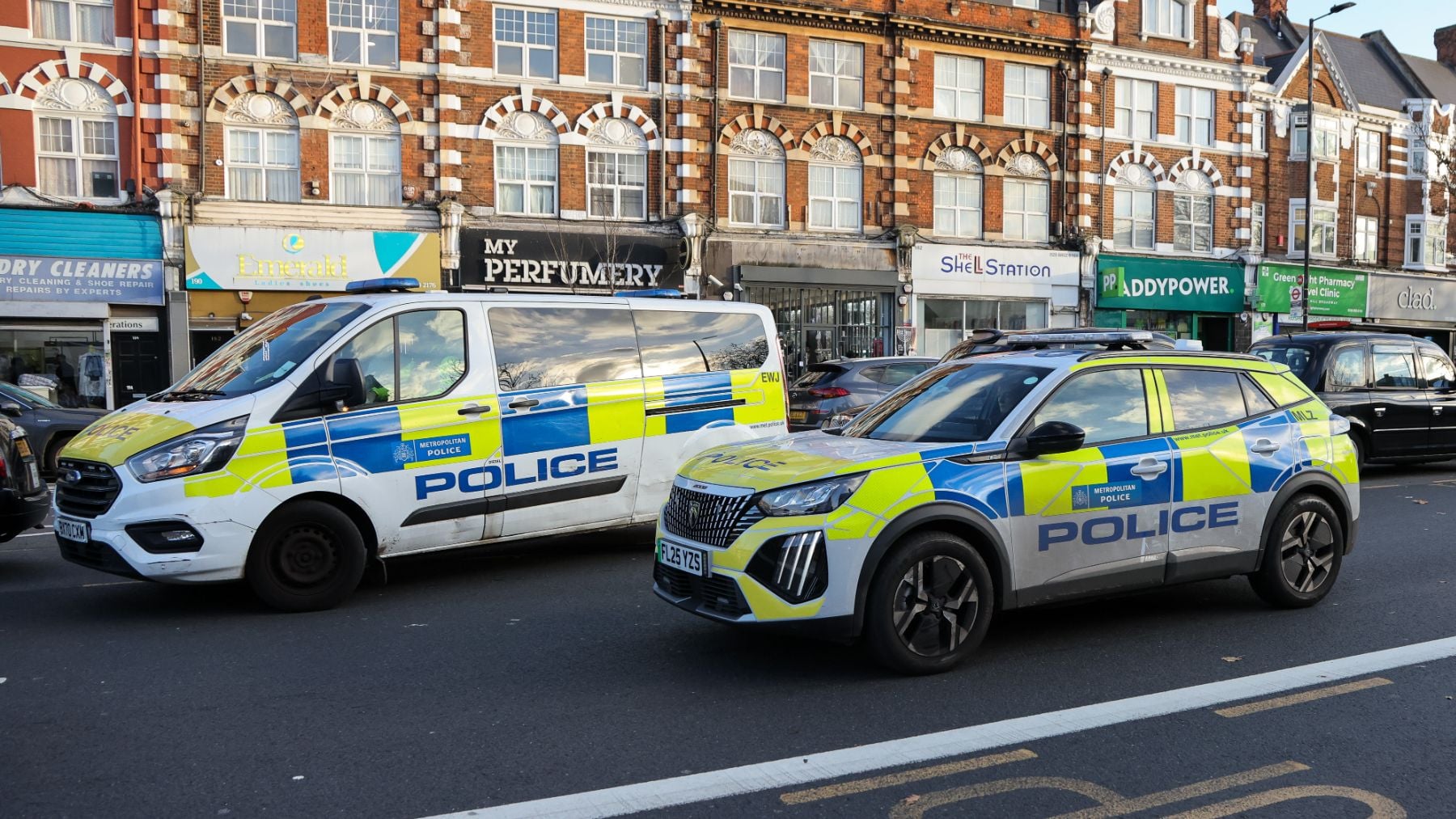 Nuevo ataque antisemita en Londres: un hombre hiere a dos personas en una sinagoga