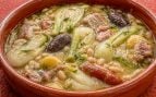 Puchero típico de Granada, cocidos famosos de Granada, gastronomía andaluza, cómo preparar puchero de hinojos, receta cocido de hinojos, qué es el puchero de hinojos.