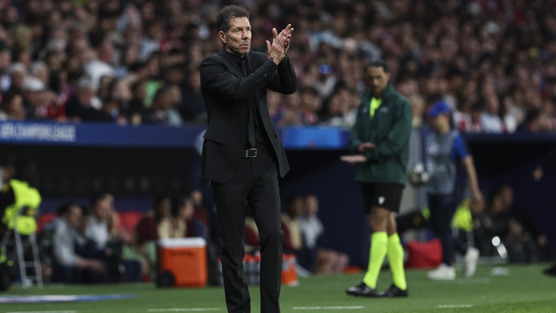 Simeone alza la voz: Para pitar un penalti en semifinales de Champions tiene que ser más penalti