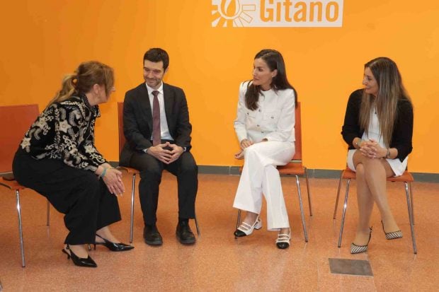 La Reina Letizia en la sede central de la Fundaci&oacute;n Secretariado Gitano. (Foto: Europa Press)