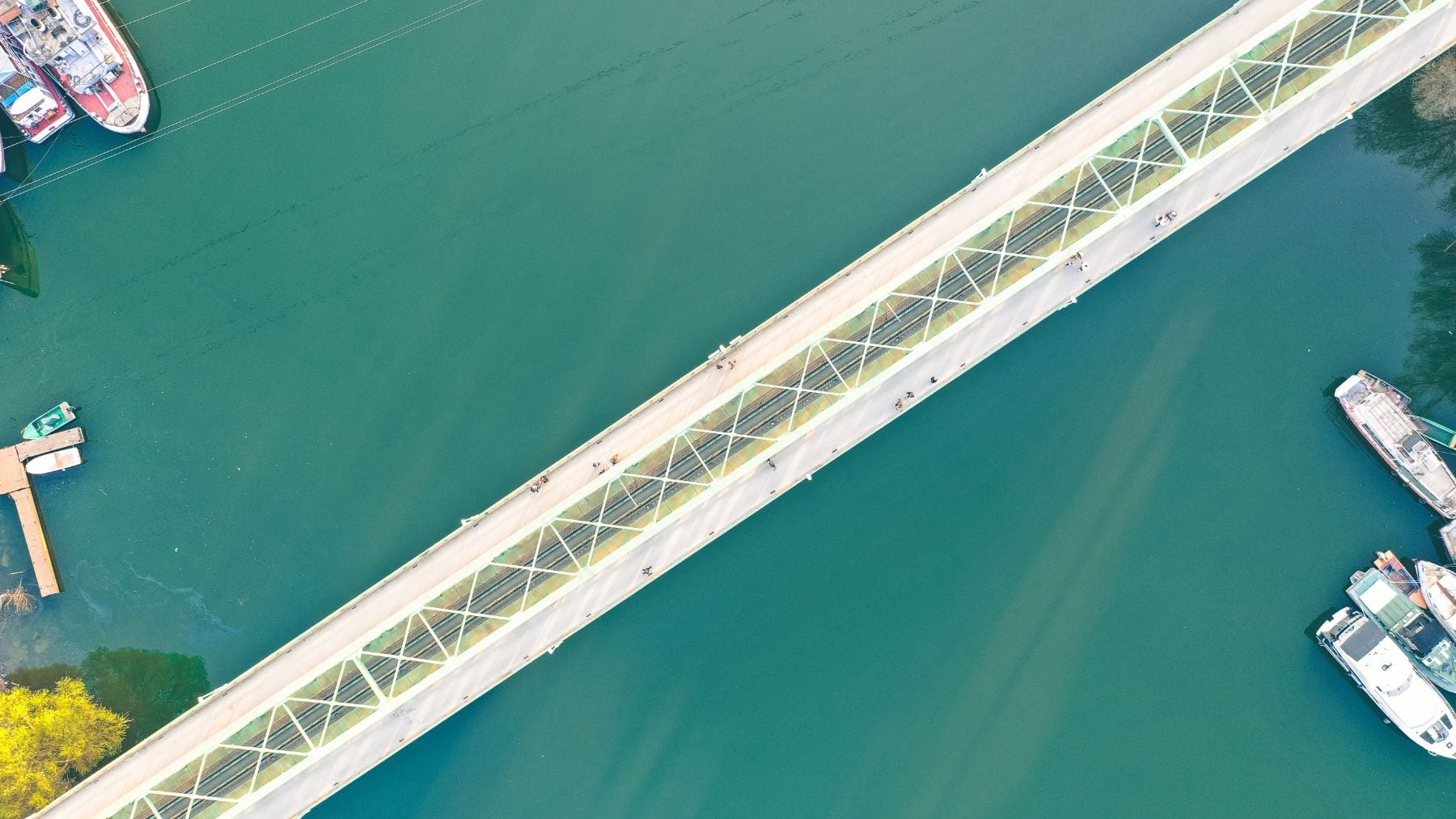 Todos piensan que es Ormuz, pero éste es el canal considerado como la mayor obra de ingeniería del siglo XX