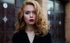 El error más común al teñirse el pelo que añade años a tu rostro sin que te des cuenta: deberías evitar estos colores a partir de los 50