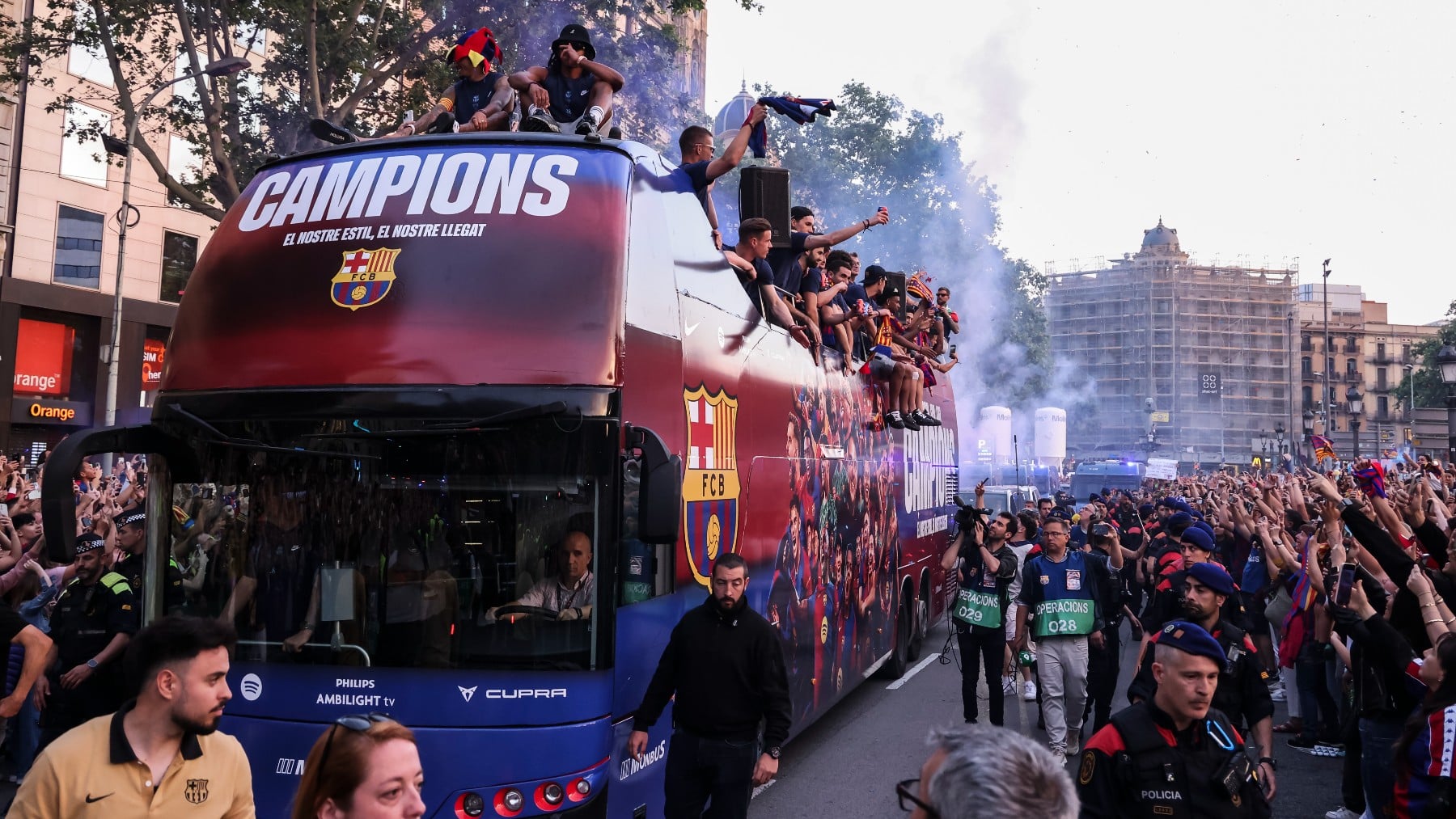 Rúa de celebración del FC Barcelona en 2025. (EP)