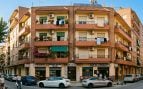viviendas, Edificio antiguo. Imagen generada con IA.