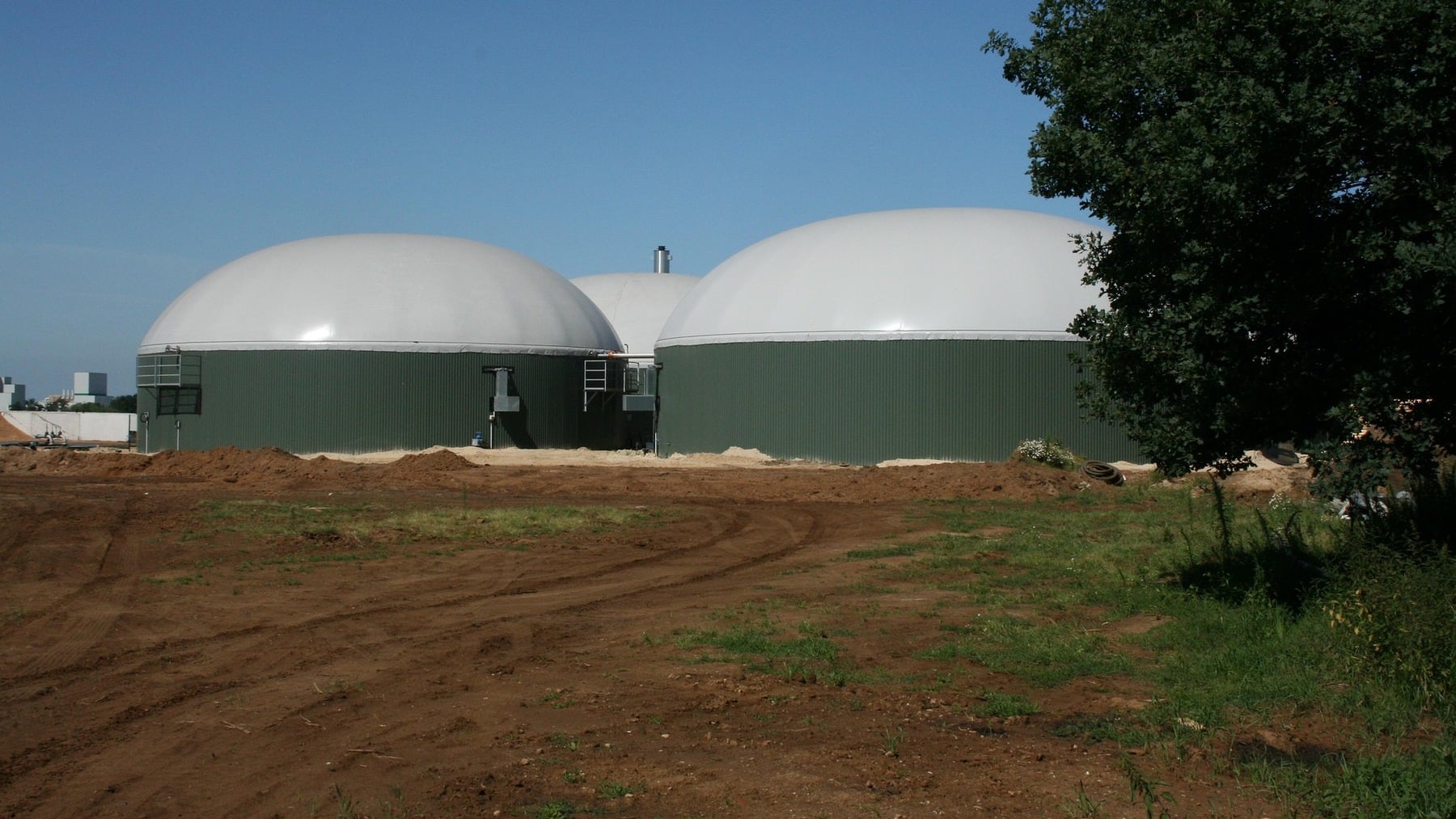 Preocupación entre vecinos y agricultores: una planta de biogás gestionará 150.000 toneladas de residuos en Aragón