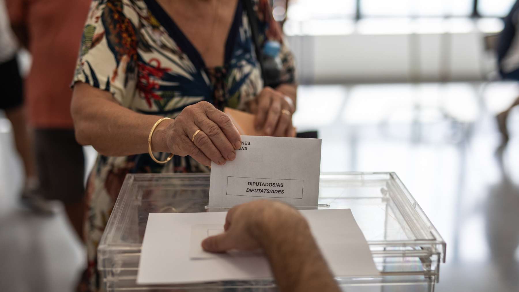 Justificante para no acudir a una mesa electoral si te ha tocado en las elecciones de Andalucía 2026