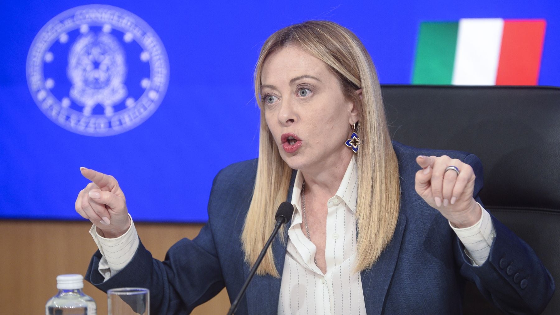 Giorgia Meloni denuncia la difusión de fotos suyas en ropa interior generadas por IA
