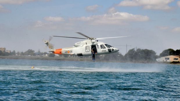 Leonor en su salto del helic&oacute;ptero. (Foto: Casa Real)