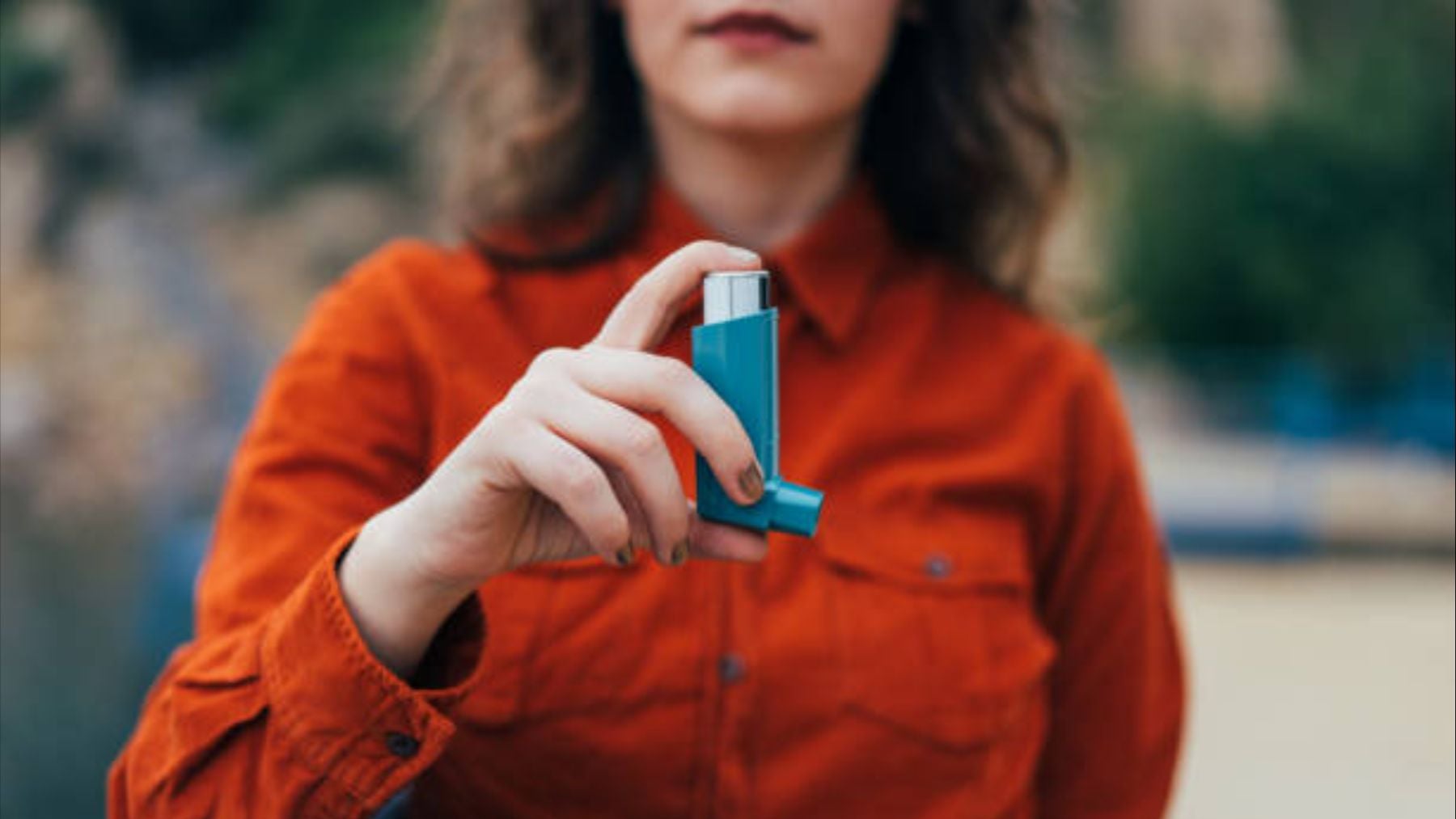 Los expertos en asma coinciden: estás usando mal el inhalador y aumenta el riesgo de crisis respiratoria