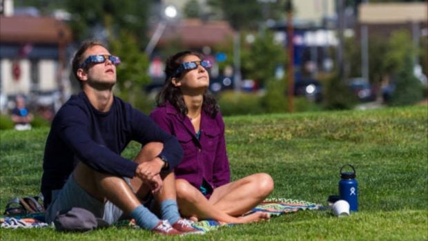 Carrefour gafas eclipse