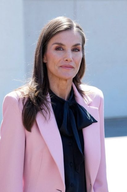 Reina Letizia chaqueta rosa zara