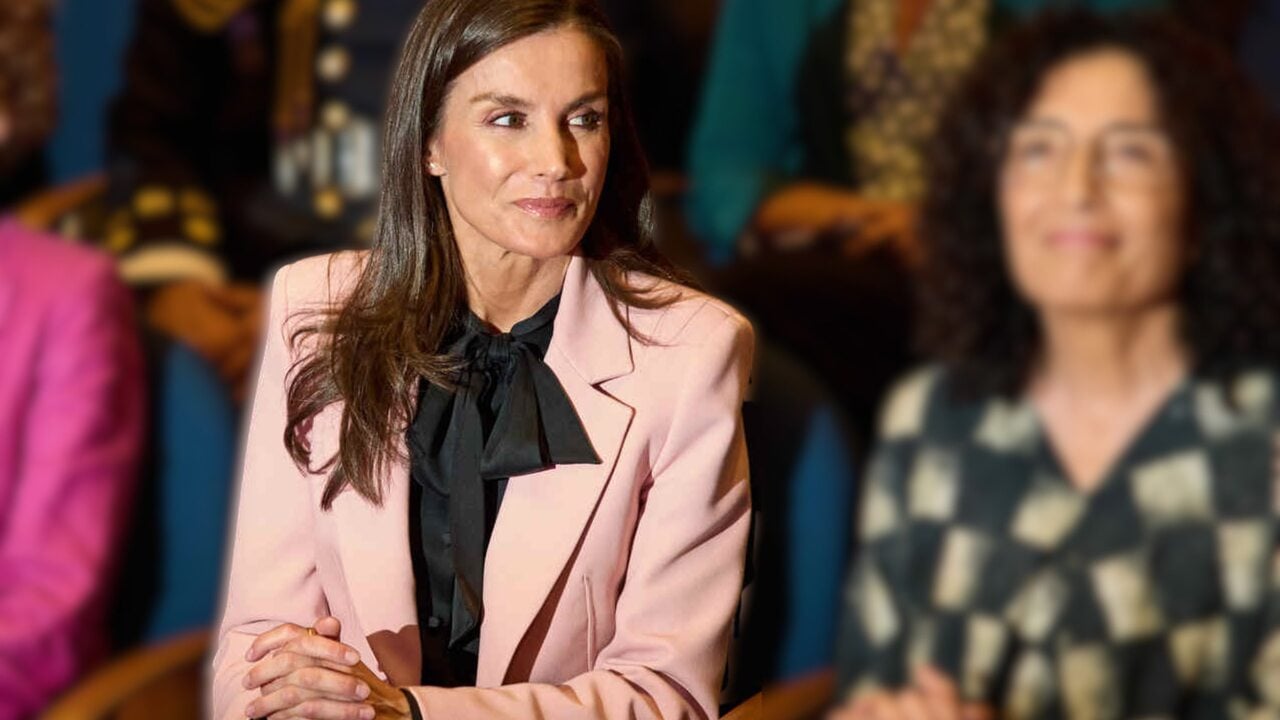 La Reina Letizia recupera su chaqueta rosa de Zara en Pamplona y confirma su gusto por repetir piezas clave