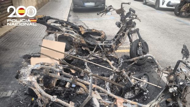 incendio calle Tiziano palma motocicletas edificio vecinos atrapados
