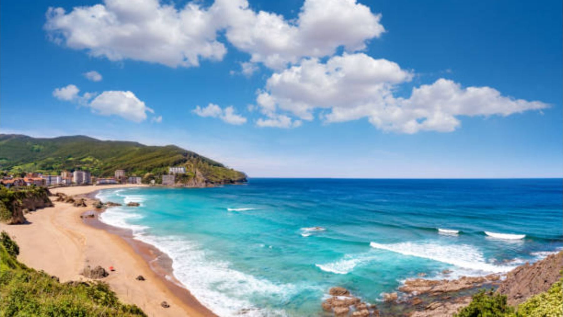La playa de la Concha está bien, pero esta es la única playa del País Vasco que ha logrado la Bandera Azul en 2026