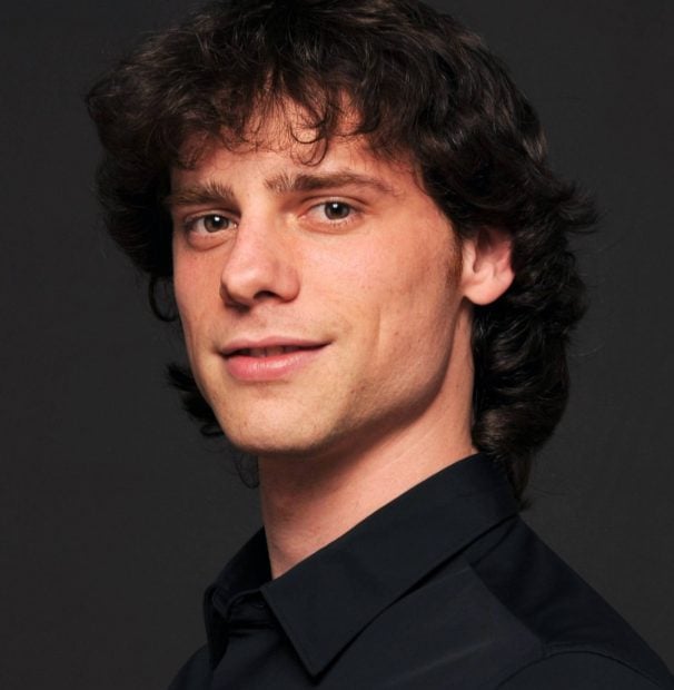 &Oacute;scar Sinela, F&iacute;sica o Qu&iacute;mica
