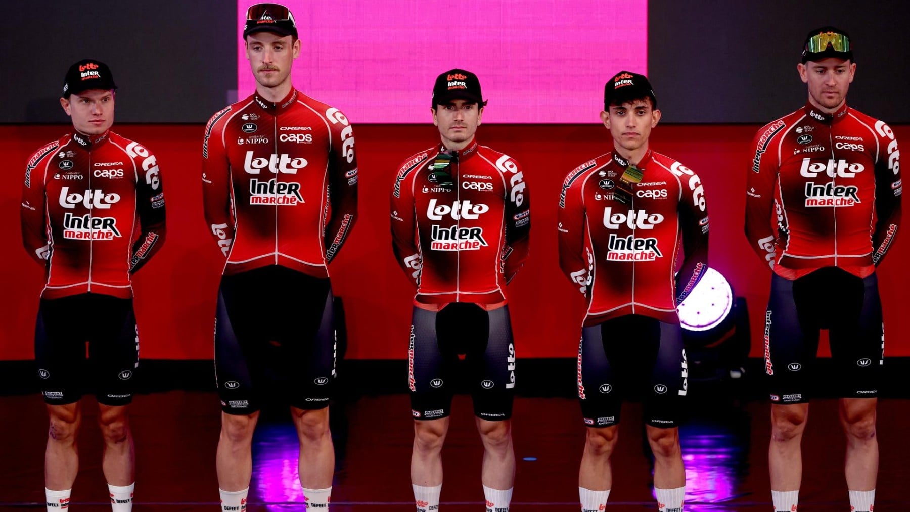 Una infección provocada por excrementos de vaca deja enfermos a varios ciclistas en el Giro de Italia