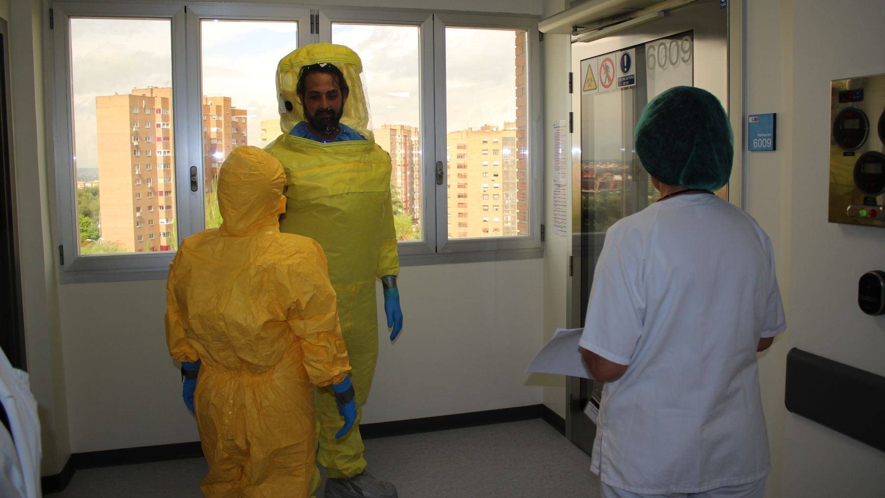 Sanidad impone ahora la cuarentena obligatoria en el Hospital Gómez Ulla para los españoles del crucero