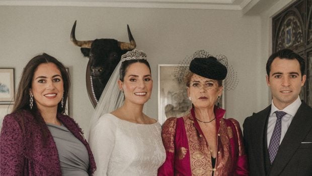 La familia Serna. (Foto: Cortes&iacute;a)