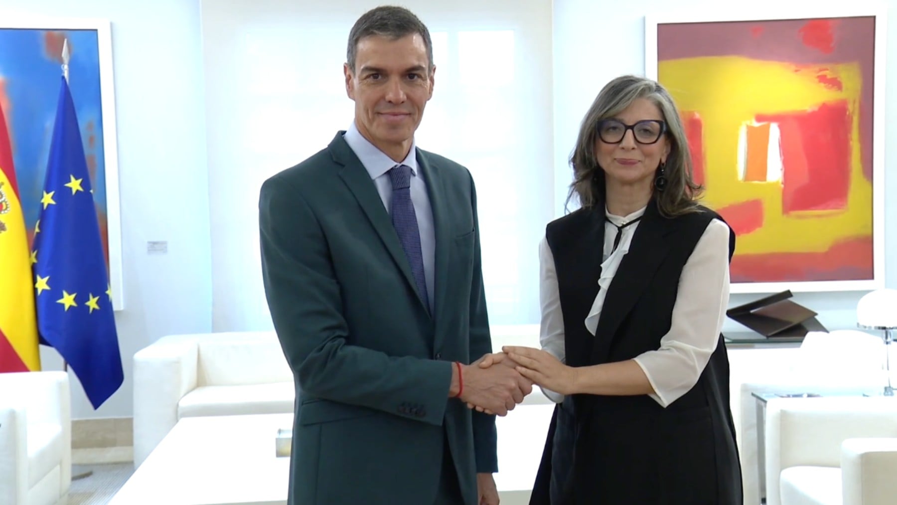 Sánchez concede la Orden del Mérito Civil a una diplomática de la ONU defensora de Hamás