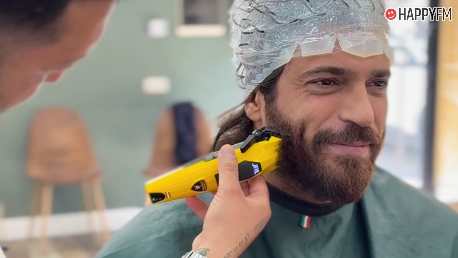 El brutal cambio de Can Yaman tras quitarse la barba: irreconocible