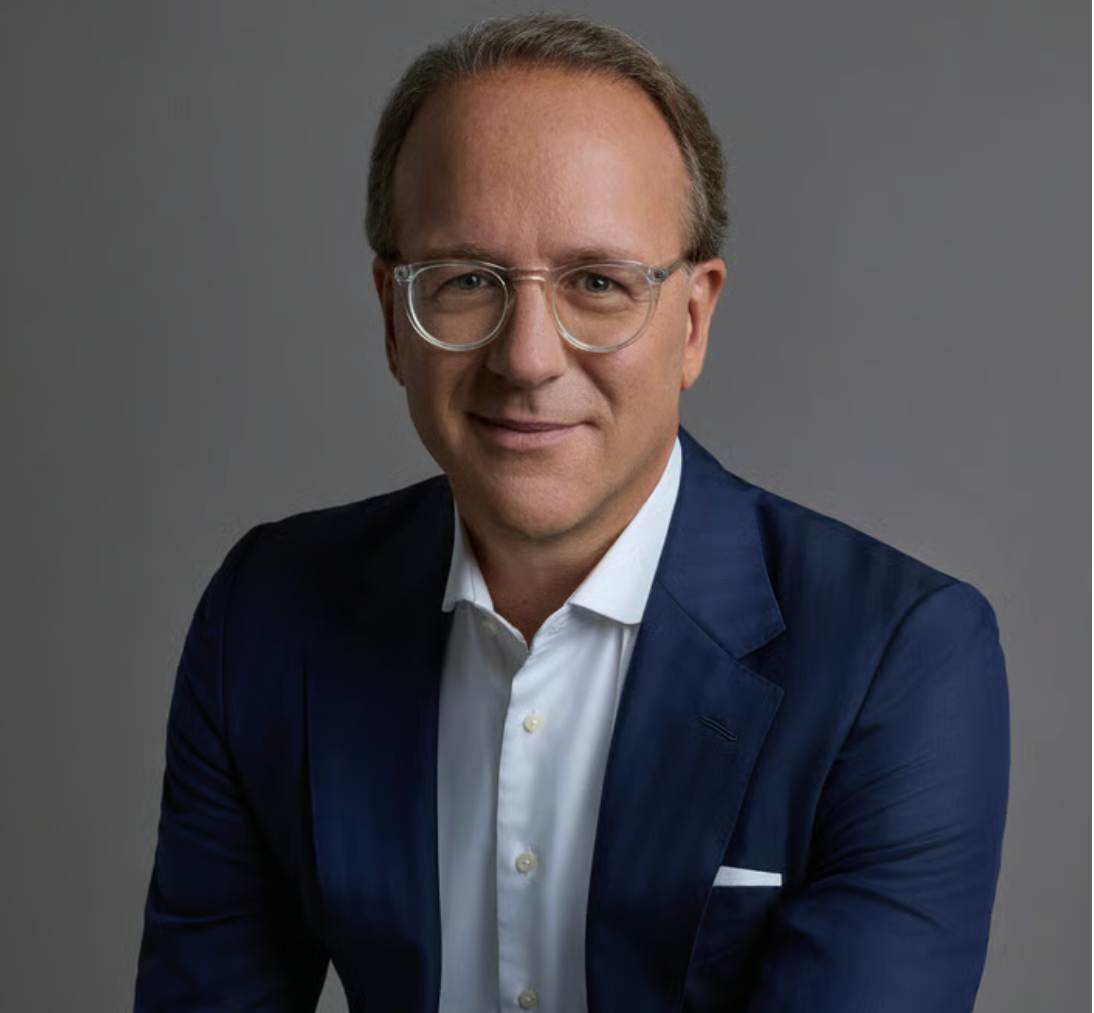 Los fundadores de Estée Lauder demandados por enriquecimiento ilícito en medio de la fusión con Puig