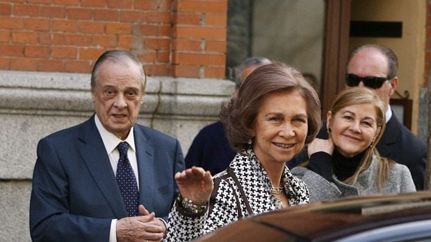 Sabino Fern&aacute;ndez Campo con la Reina Sof&iacute;a.