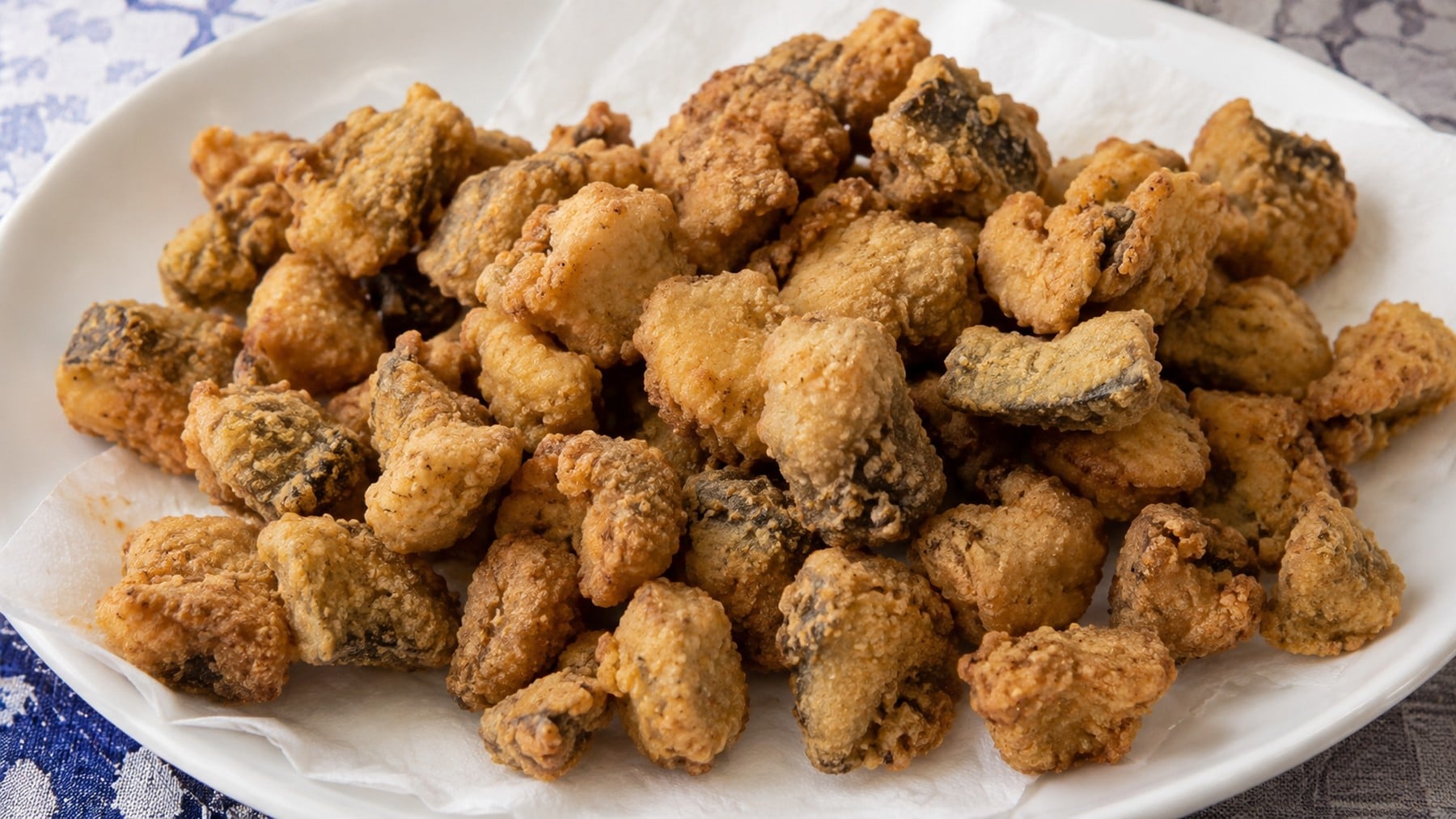 Es uno de los peces más agresivos que existen, pero si se cocina bien es un manjar de dioses (y en Canarias lo saben)