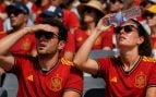Jugadores y aficionados tendrán que soportar temperaturas muy elevadas durante el próximo Mundial. Generado por IA.