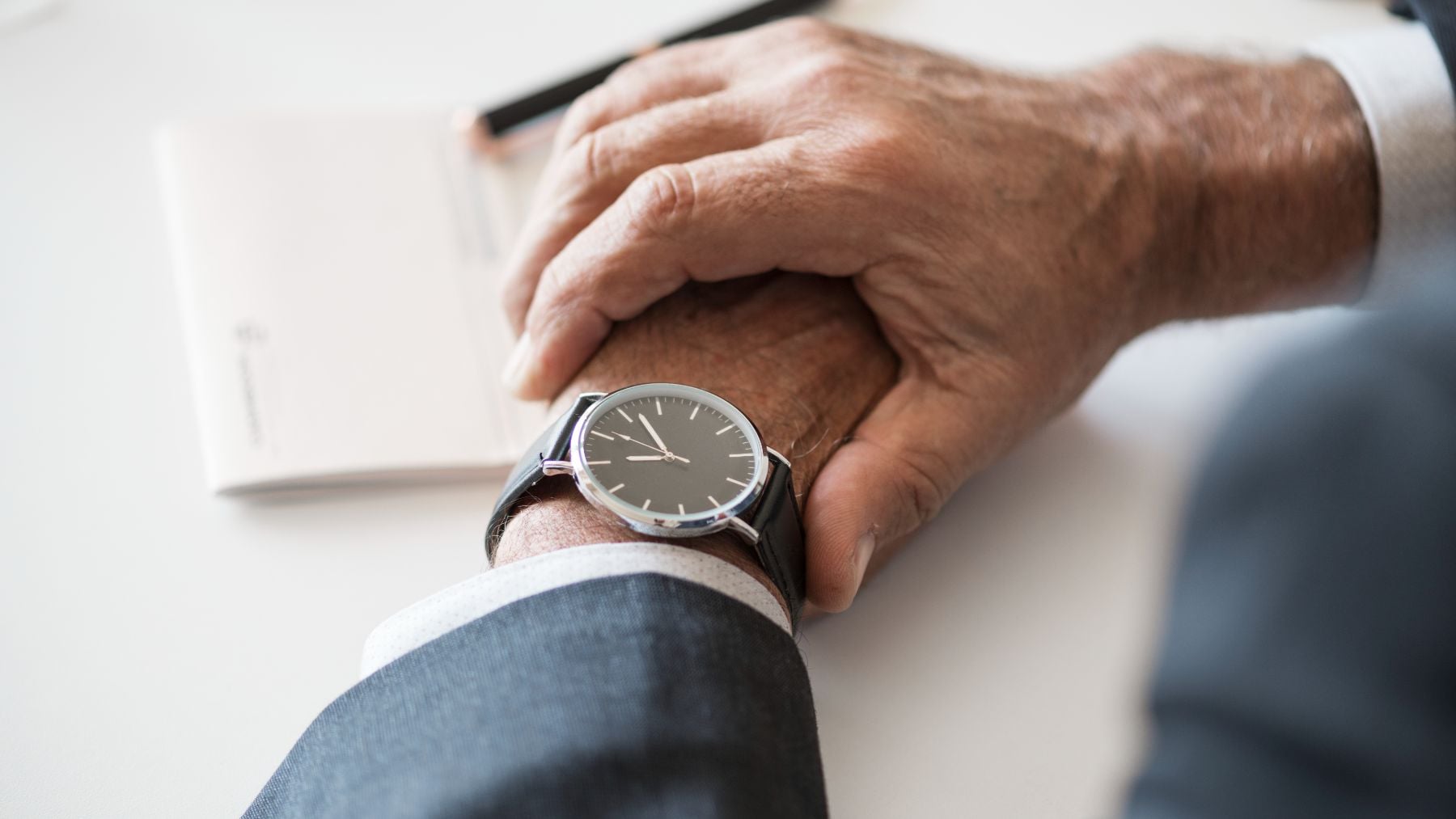 Giro en la edad de jubilación: los expertos confirman que se puede retrasar hasta los 71 años y estos son los afectados
