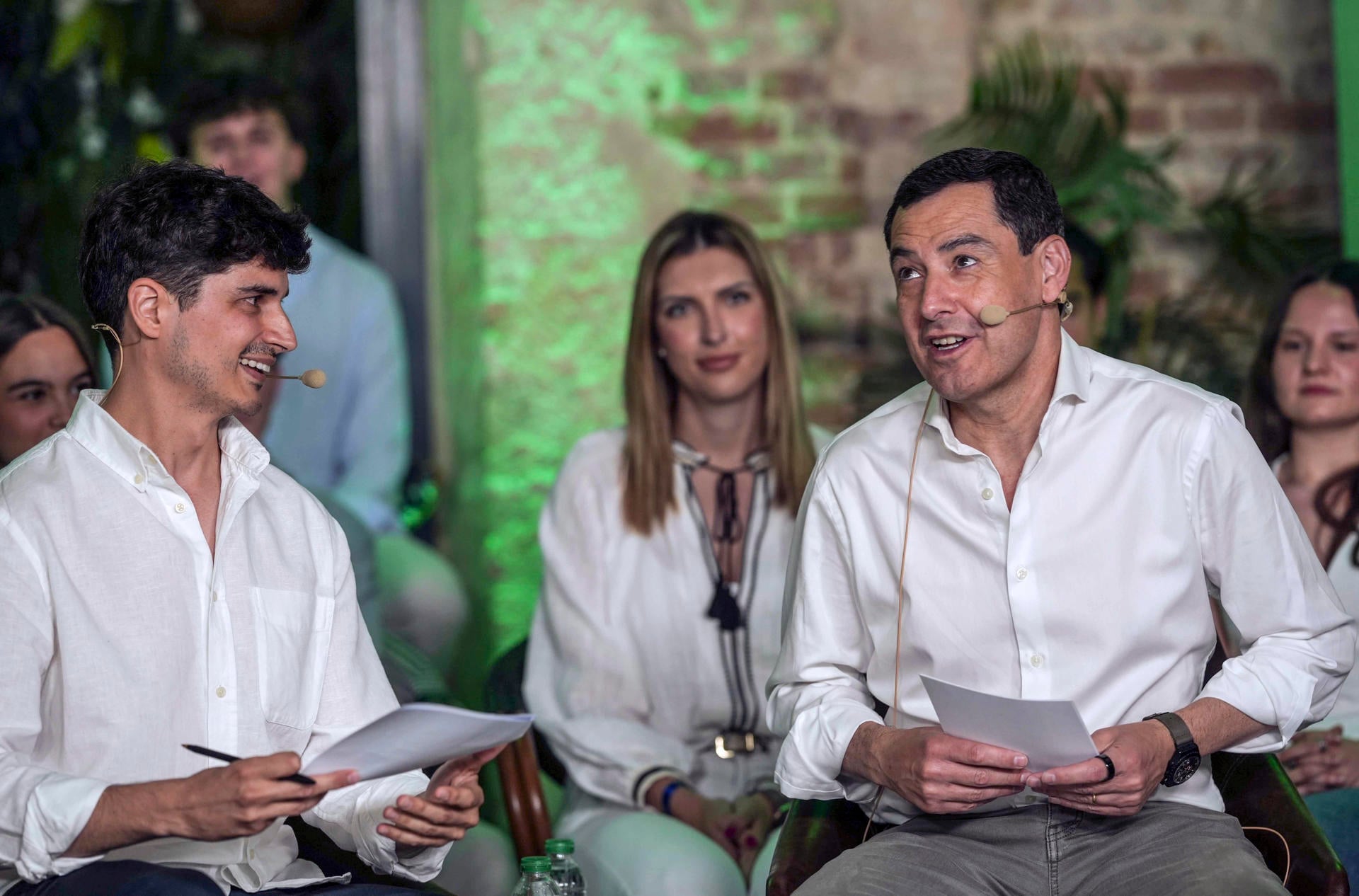 Juanma Moreno promete en un acto con jóvenes 50.000 nuevas plazas de FP en los próximos cuatro año