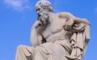 La estatua de Sócrates en la Academia de Atenas. Obra de Leonidas Drosis (d. 1880) Fotografía: Leonidas Drosis C messier, CC BY-SA 4.0, vía Wikimedia Commons
