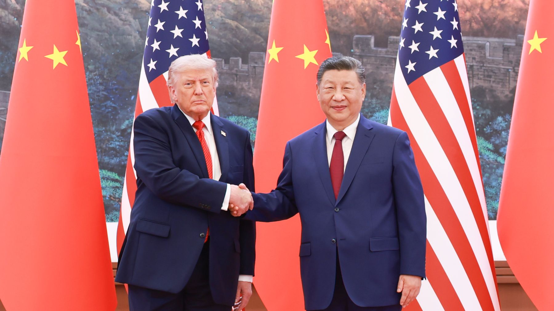 EEUU y China acuerdan reducir los aranceles sobre productos relevantes tras la visita de Trump