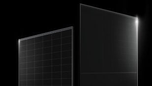 Panel solar COMET 3N72 con tecnología Mono-Glass. Foto: AIKO