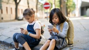 edad mínima móvil en España