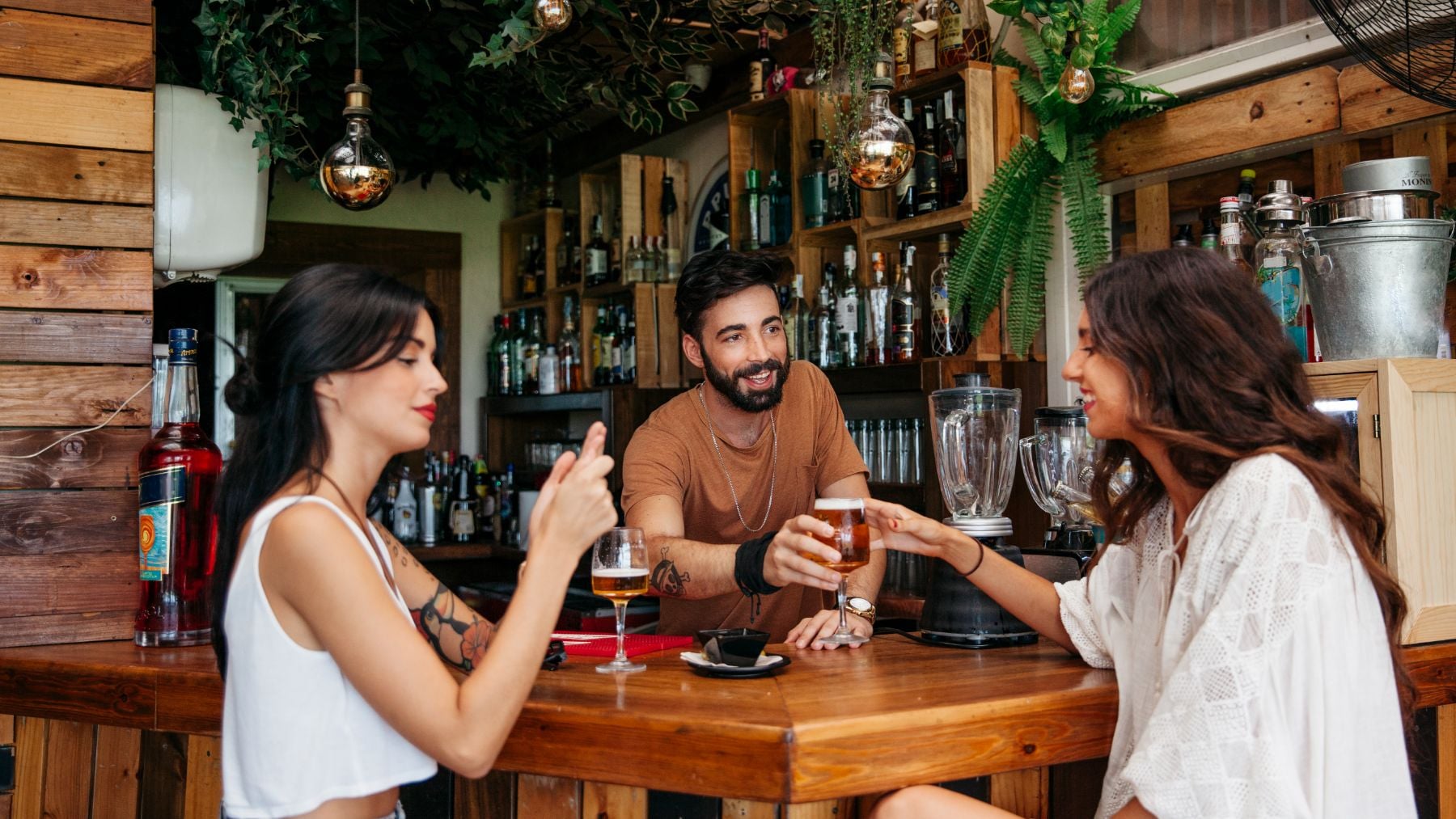 La multa que pueden poner a bares y restaurantes por desperdiciar la comida sobrante