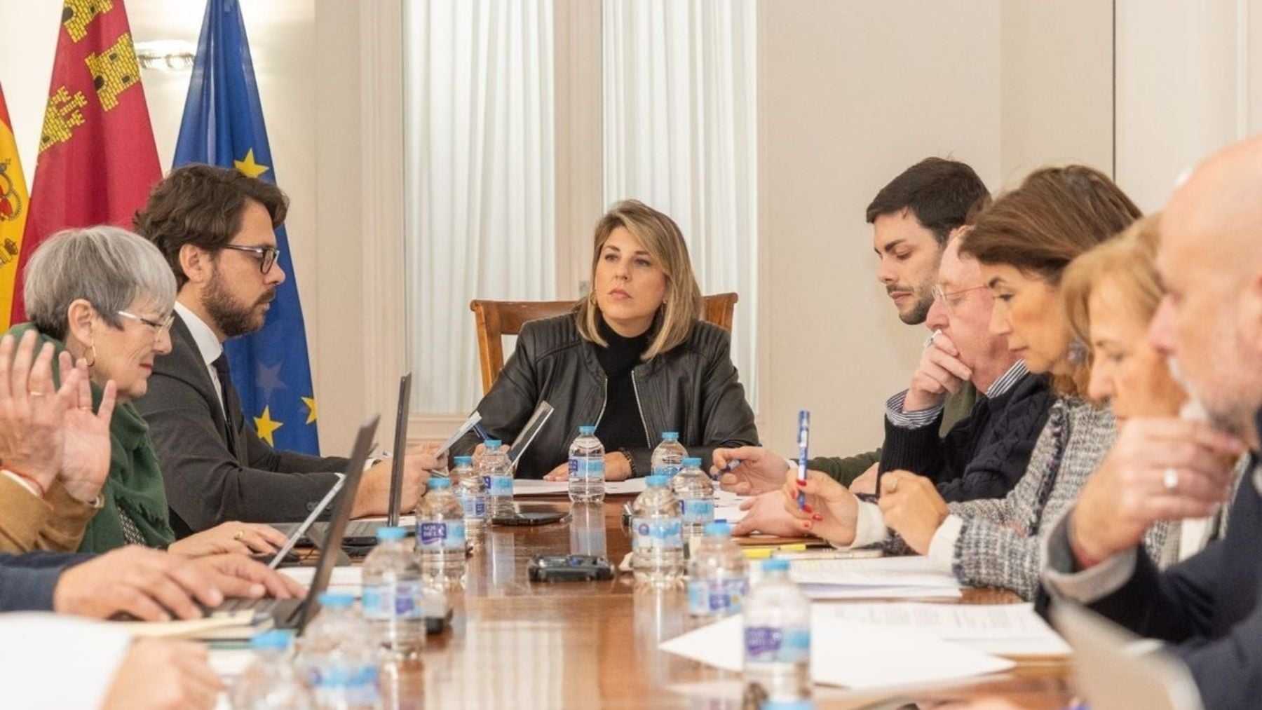 El PSOE pacta con dos tránsfugas de Vox arrebatarle el Ayuntamiento de Cartagena (Murcia) al PP