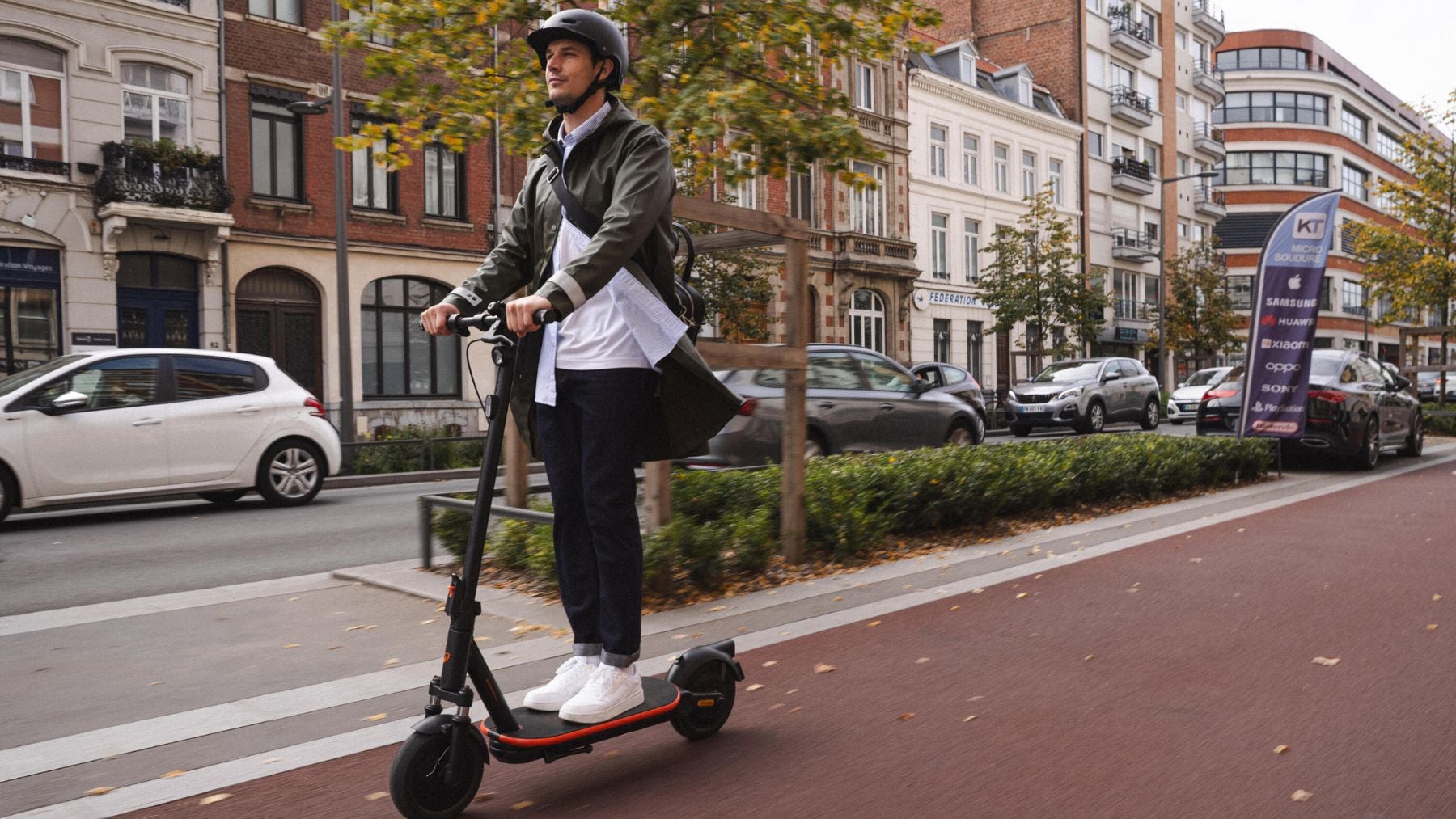 El nuevo patinete eléctrico de Decathlon tiene hasta 55 km de autonomía y se puede financiar pagando 49,99 euros al mes