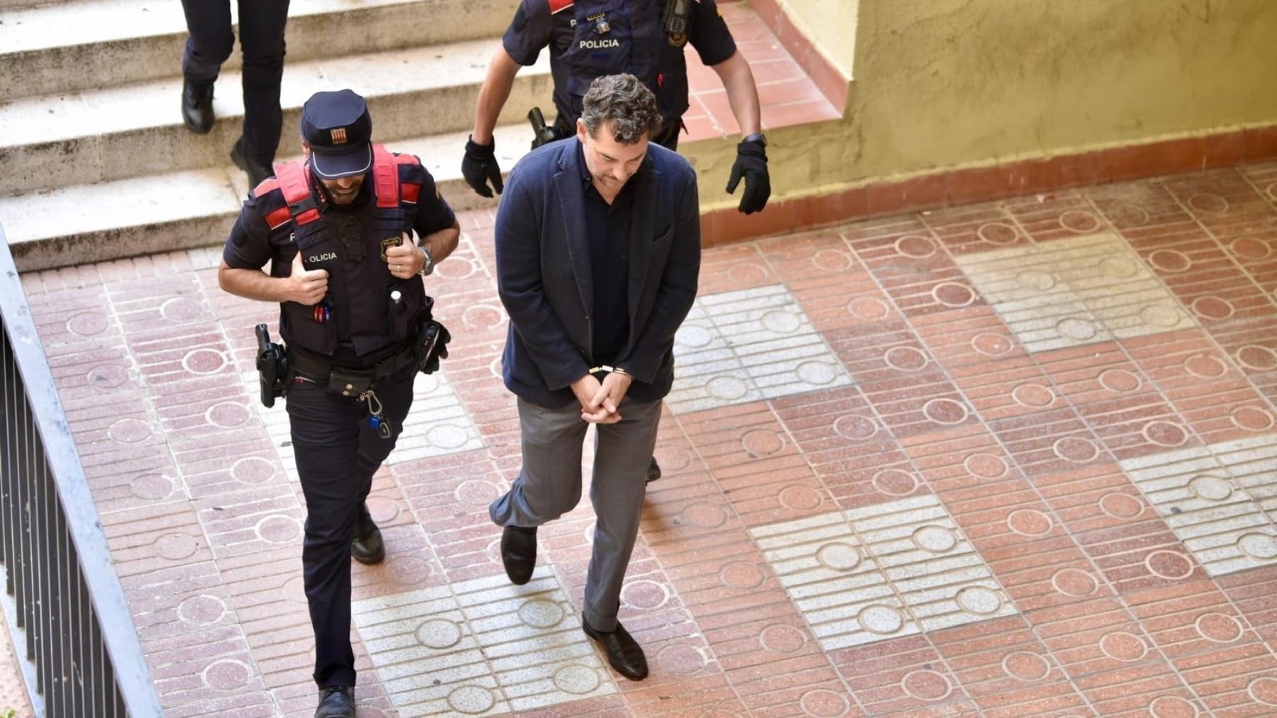 El juez ordena prisión provisional para Jonathan Andic, hijo del fundador de Mango, por la muerte de su padre