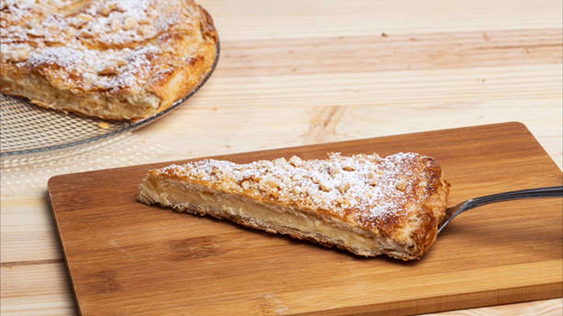 Ni la tarta de queso de la Viña ni los bollos de mantequilla de Bilbao: así es la pantxineta, el postre estrella de los vascos que el resto de españoles no conoce