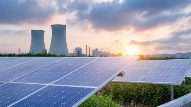 nuclear versus renovables