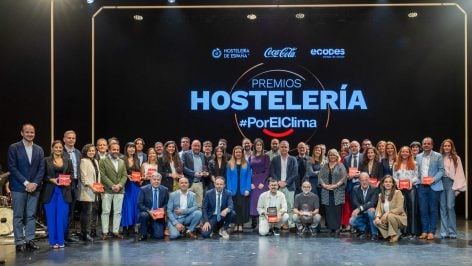 Foto de los galardonados en los III Premios Hostelería #PorElClima 2026.