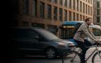 La movilidad sostenible entra en las empresas: Santander lanza un servicio para acelerar la adaptación