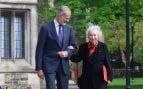 Felipe VI y Margaret Atwood. (Foto: Redes Sociales)