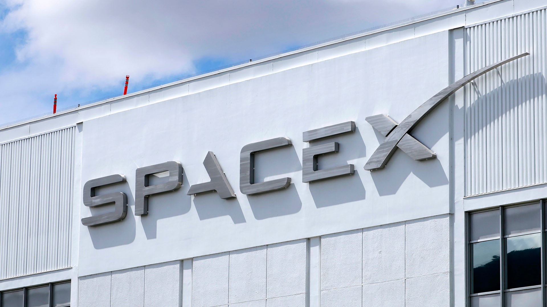 SpaceX multiplica sus pérdidas un 700% y aun así Wall Street quiere la mayor OPV de la historia